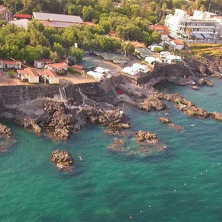 Village de vacances Camping Jonio 3*