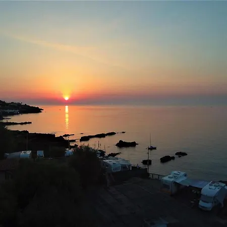Semesterpark Camping Jonio 3*