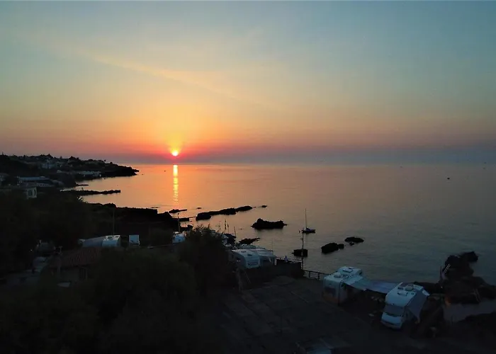 Kompleks wypoczynkowy Camping Jonio 3*